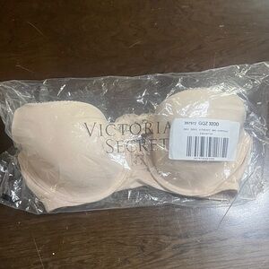 Victoria's Secret Body By Demi Front Closure Brand New Bra 32DD